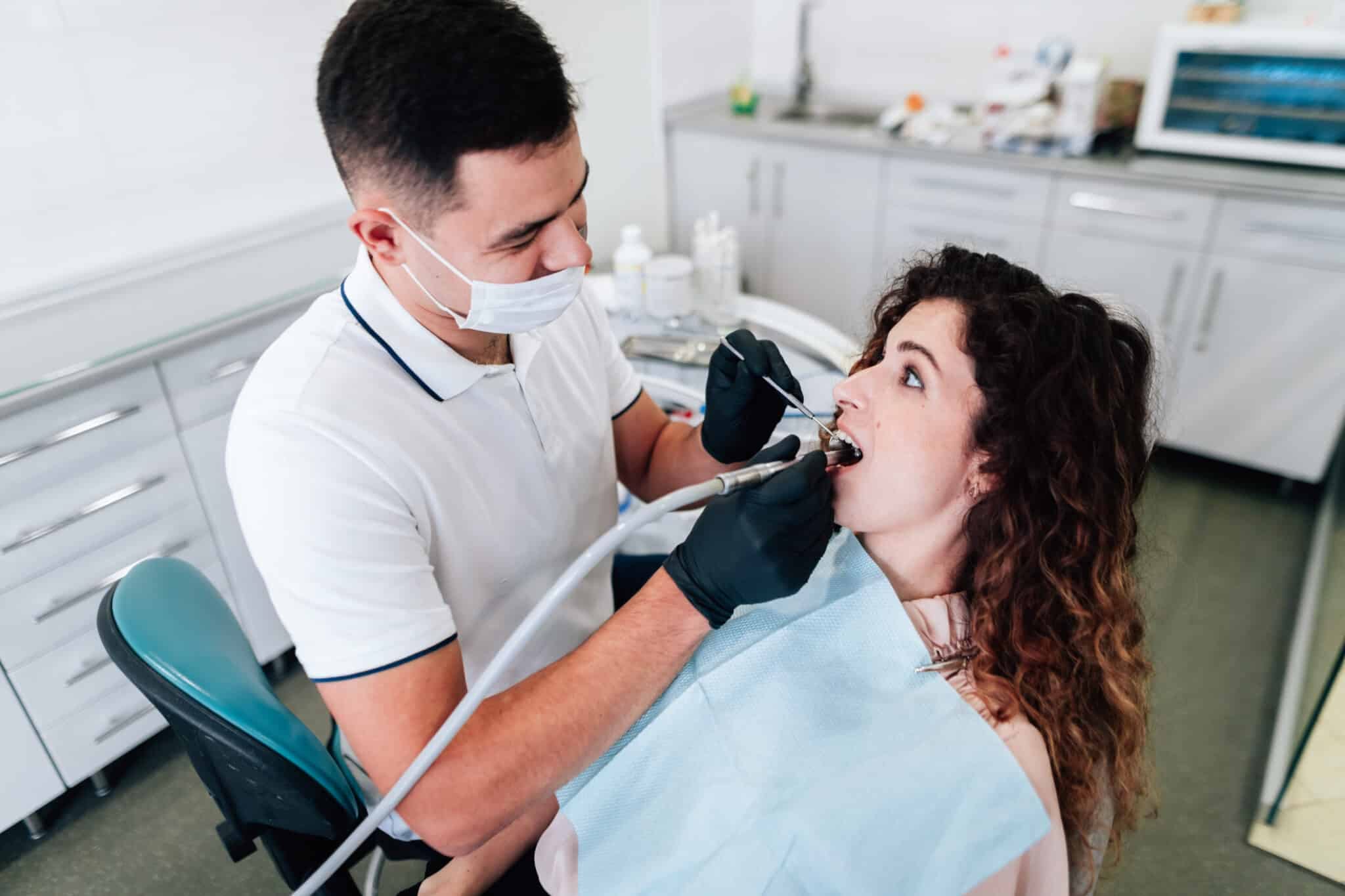 Expert Periodontist in Las Vegas for Healthy Gums and Teeth